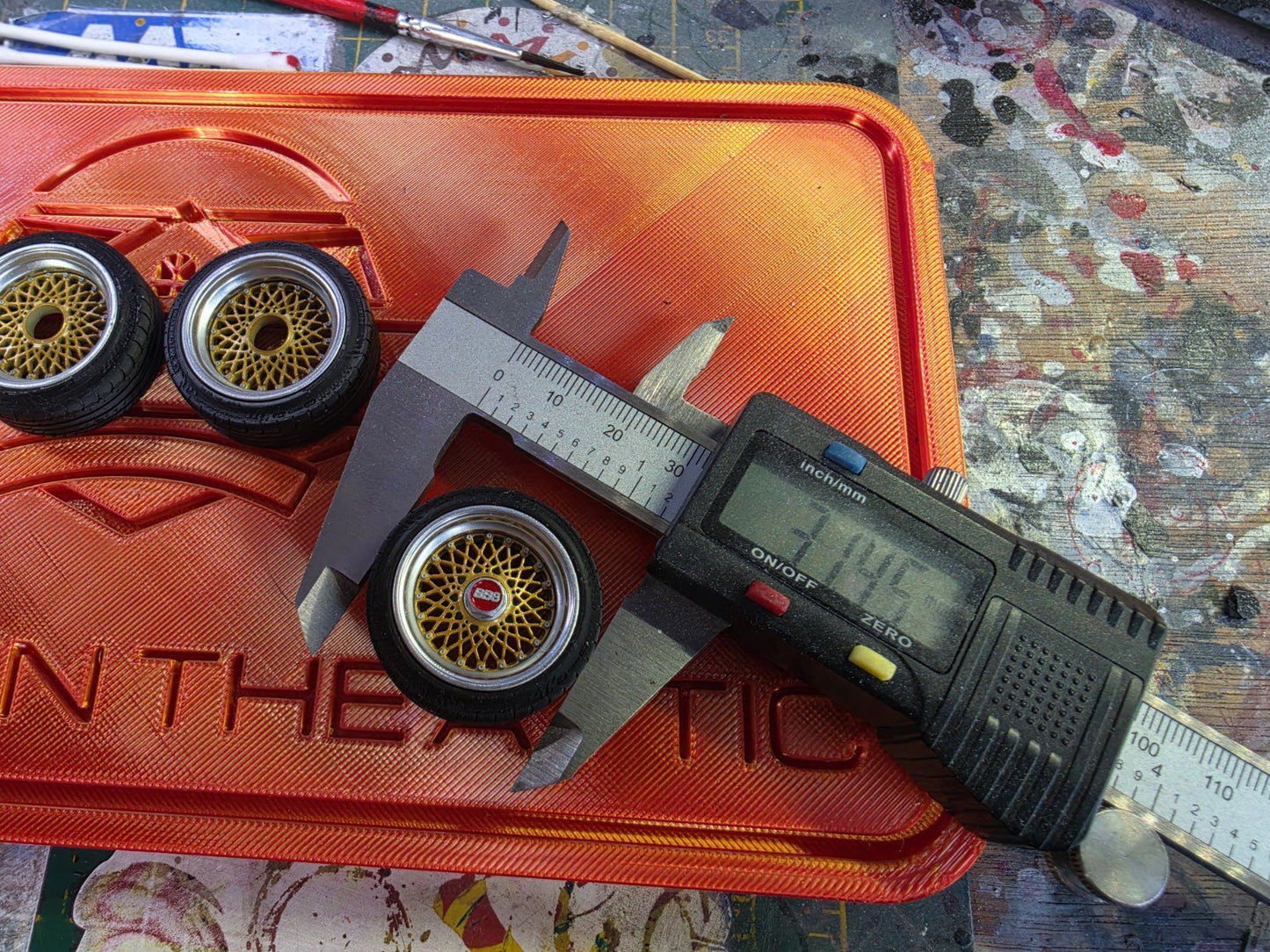 BBS E50 painted Set 1/18 31mm Scale GOLD with CHROME Barrels