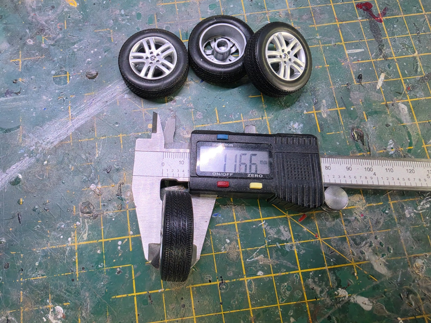 1/18 Scale Original VW Wheels & Rubber Tyres