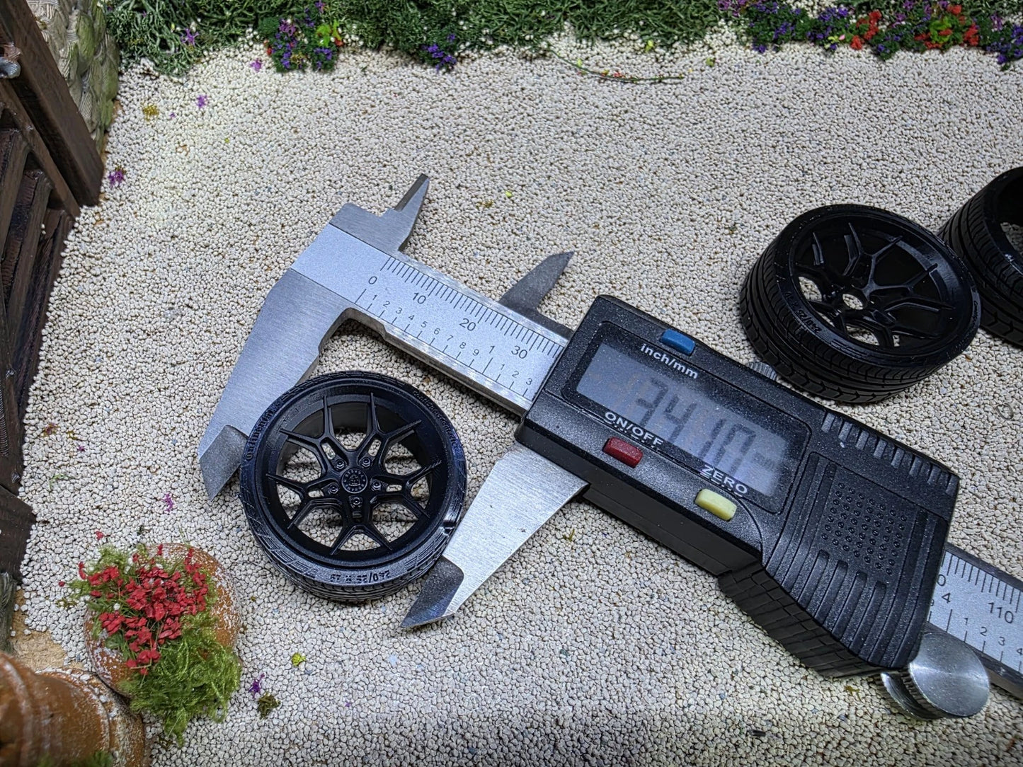 1/18 scale Rohana RFG35