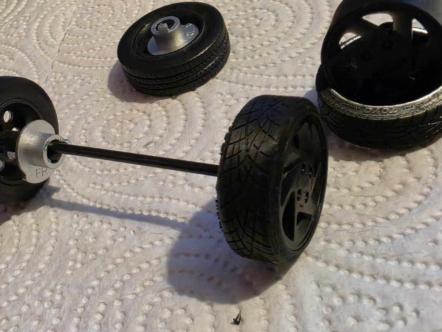 1/18 scale Ford Escort RS TURBO Wheels with Toyo RESIN Tyres & MCG OTTO HUBS