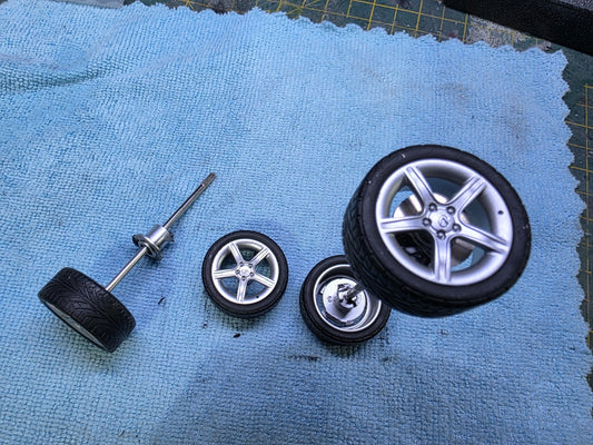 1/18 scale Lexus IS200 ORIGINAL WHEELS AND Tyres Model Diecast OTTO MODEL IS200