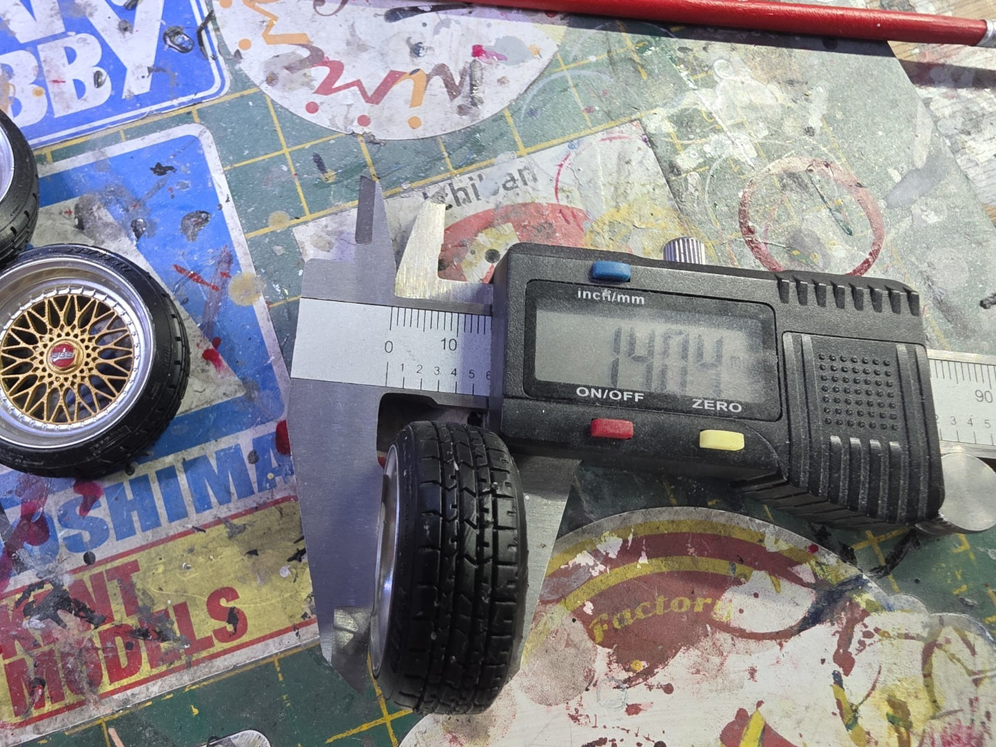 1/18 BBS RS Pre-painted Gold with Tyres RESIN DIECAST MODEL ***SALE ITEM***