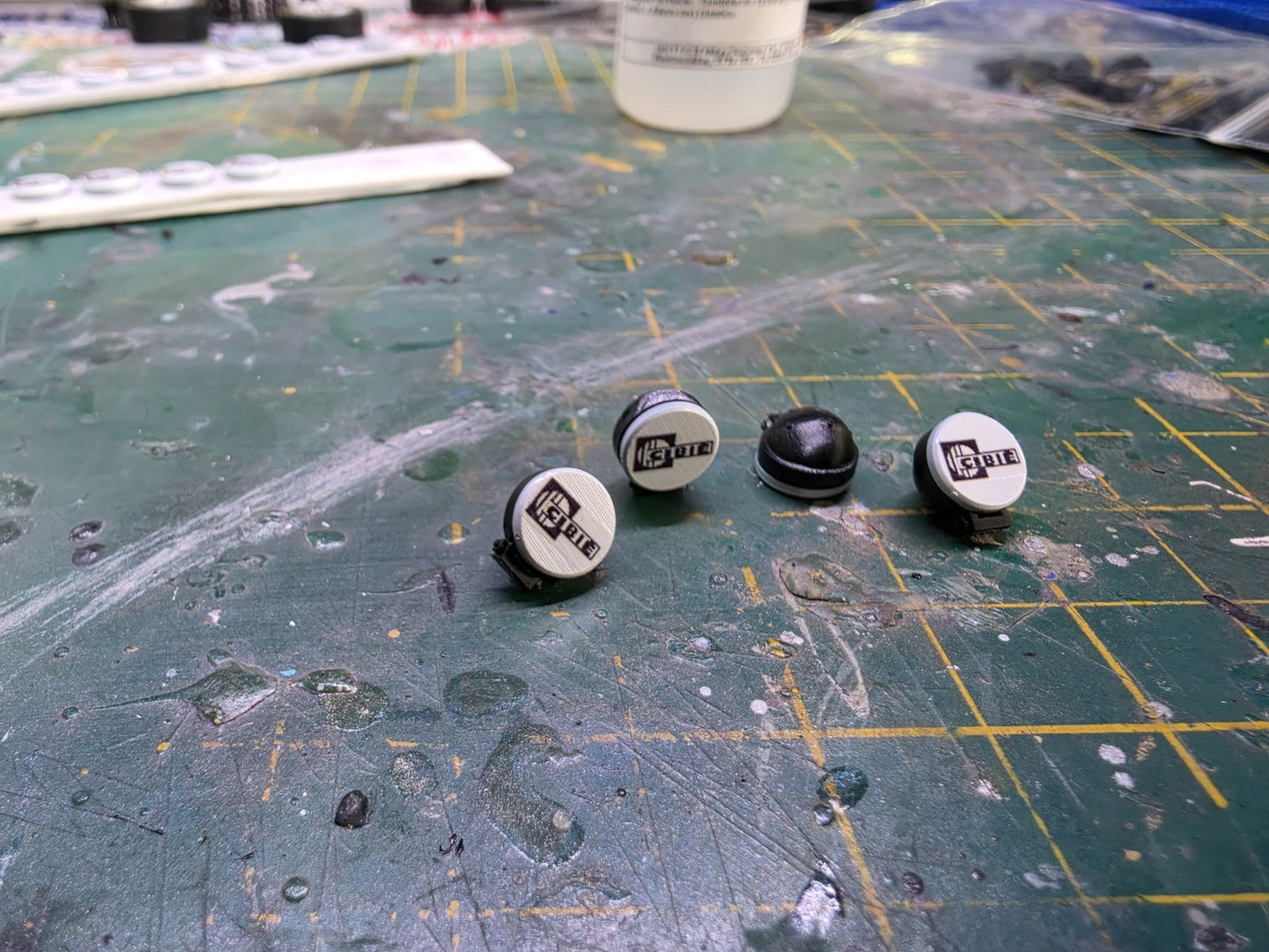 1/24 Scale CIBIE Spotlights Kit with DECALS