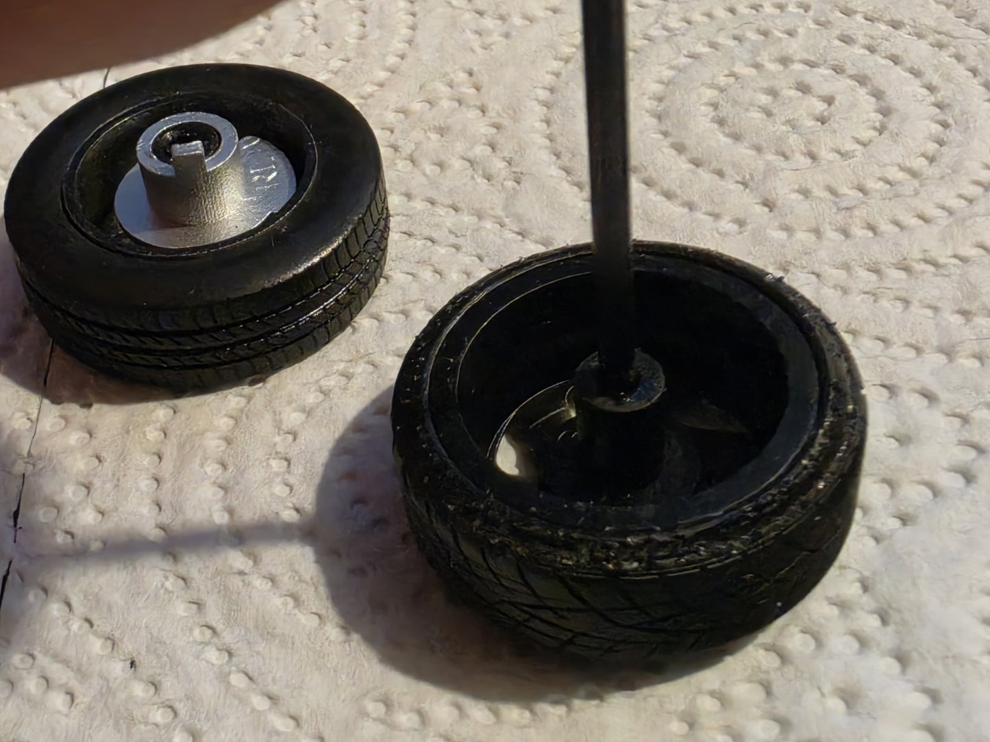 1/18 scale Ford Escort RS TURBO Wheels with Toyo RESIN Tyres & MCG OTTO HUBS