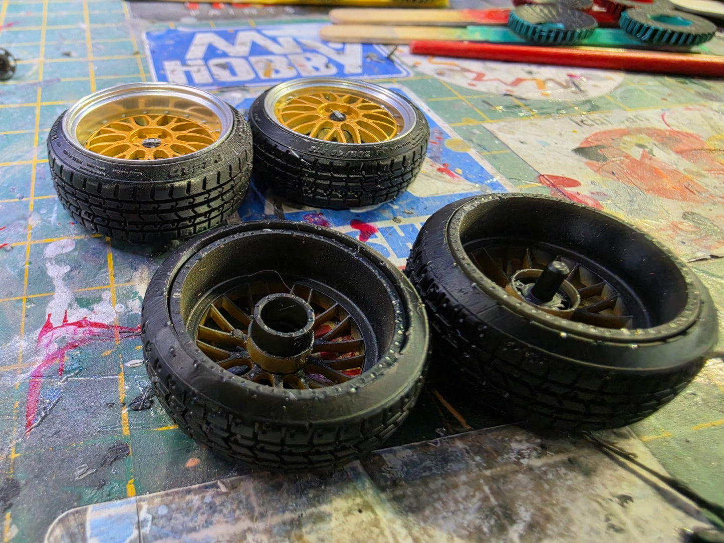 1/18 BBS LM Pre-painted Gold with Tyres RESIN DIECAST MODEL ***SALE ITEM***