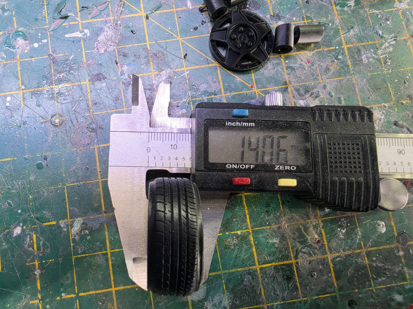 1/18 Scale SIMMONS B45 3d Printed Wheels & RESIN Tyres