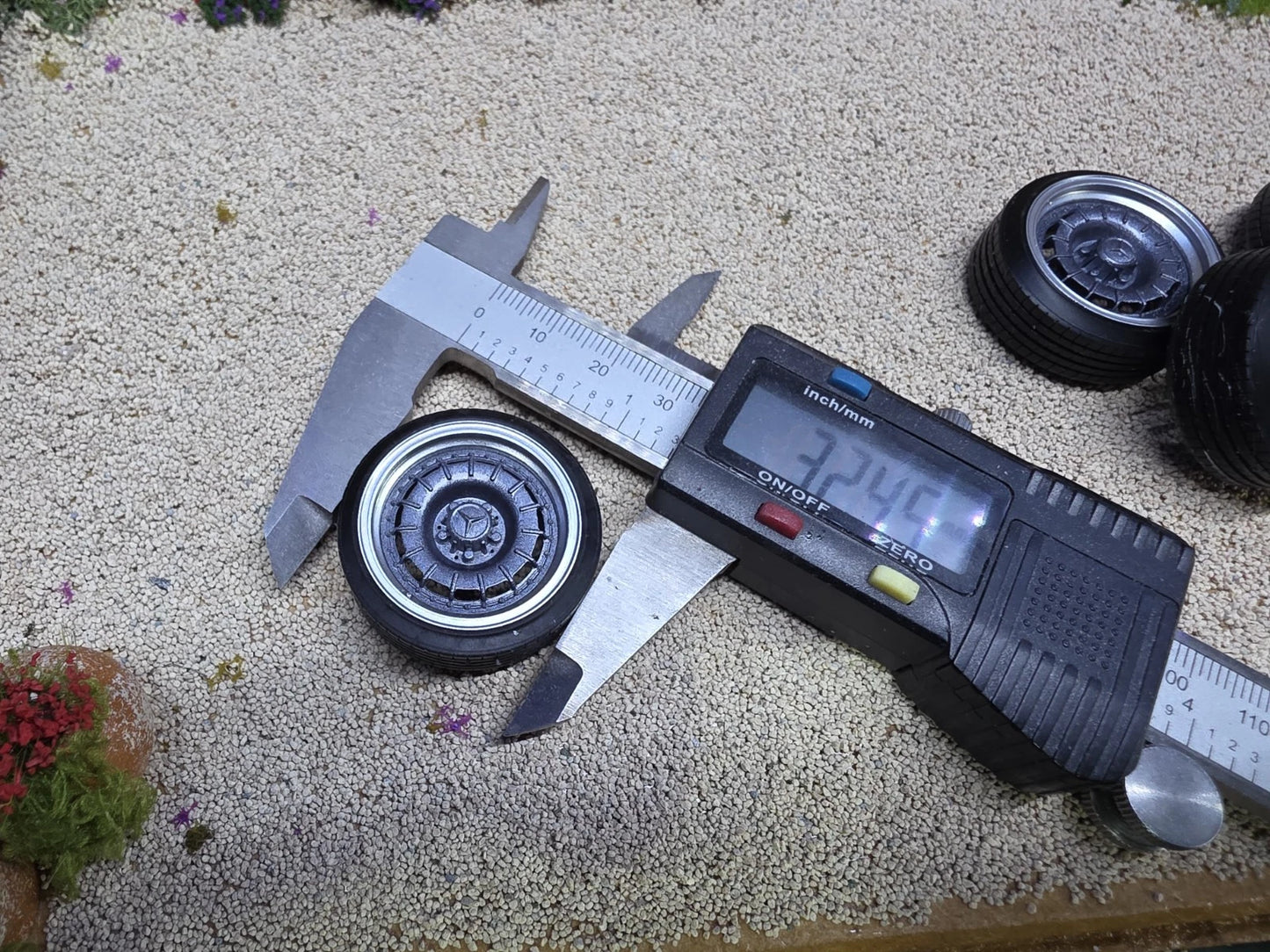 1/18 Mercedes Barock GUN METAL Set