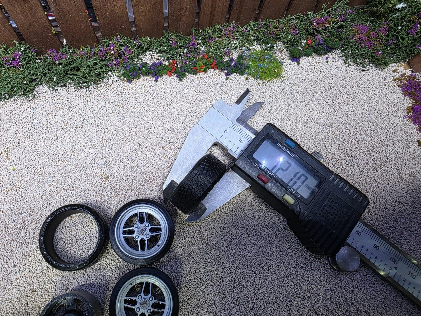 1/18 Ford RS 4 Spoke Painted Set