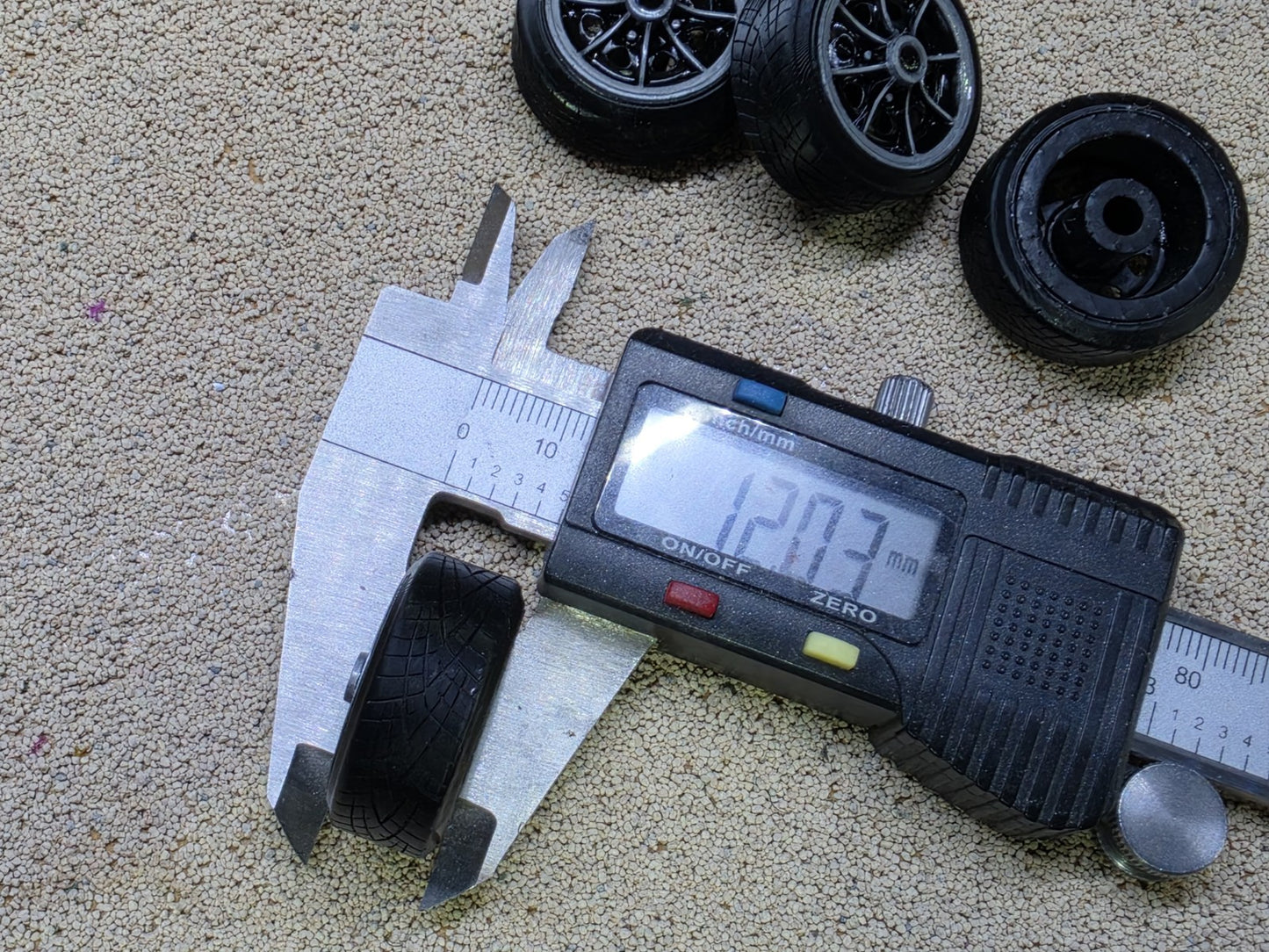 1/18 Scale Dunlop D1 3d Printed Wheels & Tyres Pre-painted