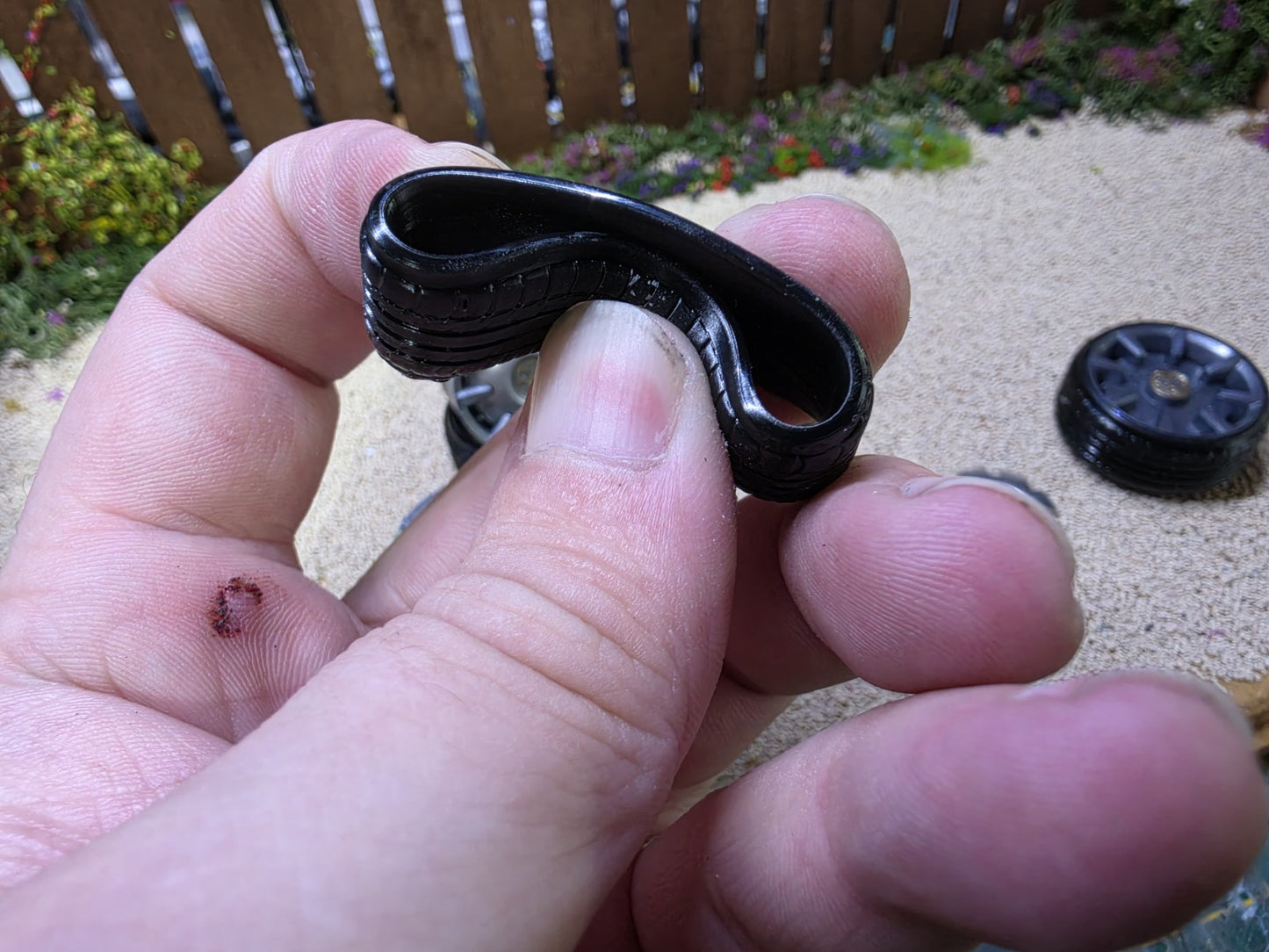 1/18 Scale VW BEETLE 3d Printed Wheels & RUBBER Stretched Tyres