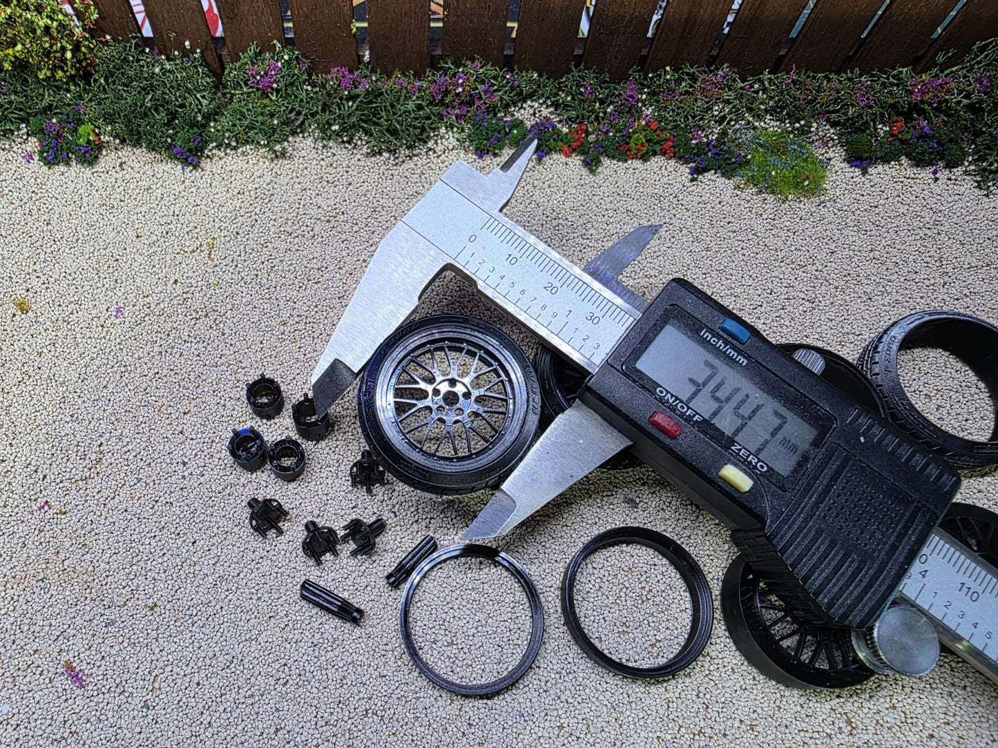 1/18 scale 18" BBS LM with PIRELLI Stretched Tyres
