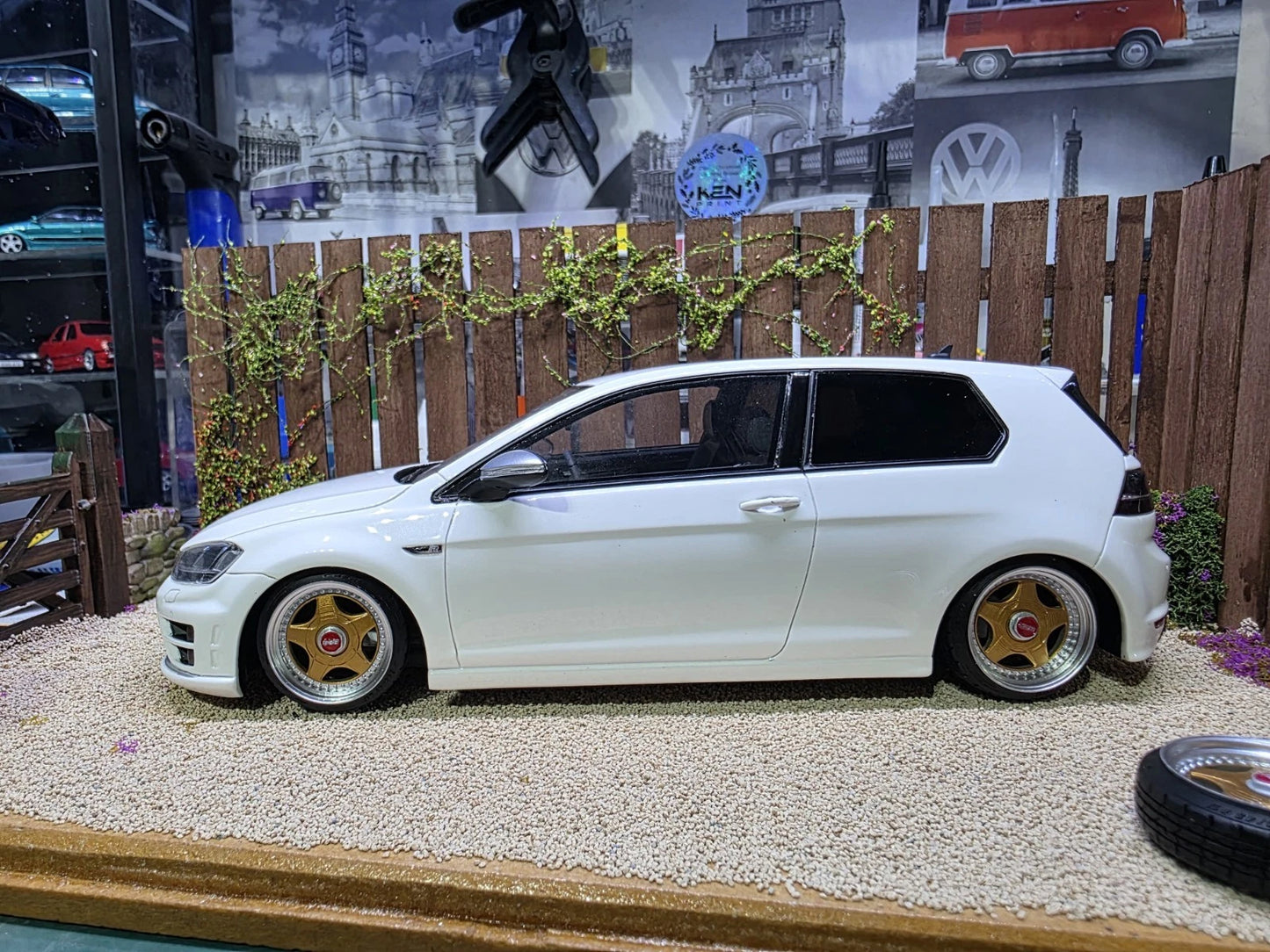1/18 BBS RF painted Set