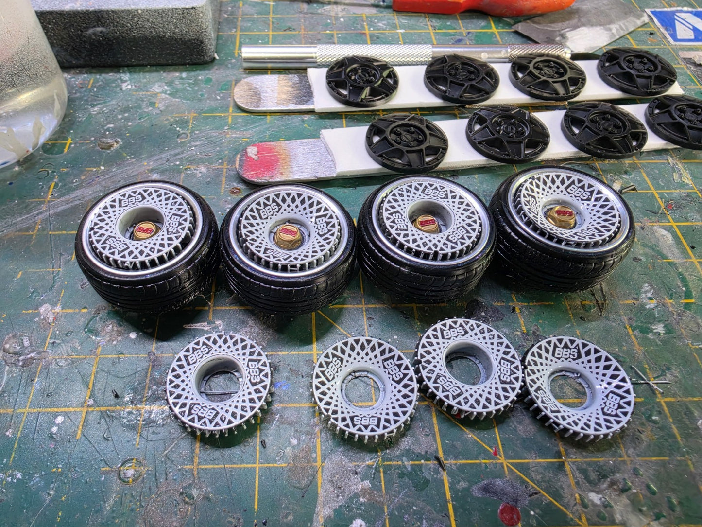 BBS E50 painted Set 1/18 Scale GREY with CHROME Barrels