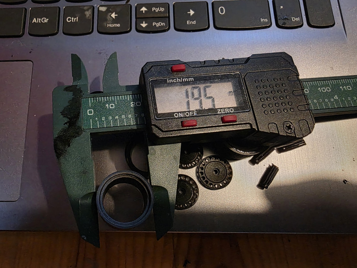 1/24 scale VW Steel Wheels