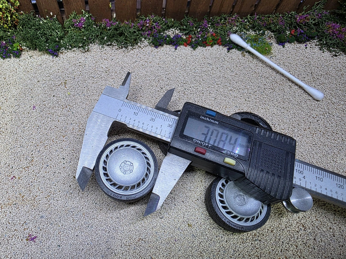 1/18 Messer Turbo Fans CONTINENTAL TYRES