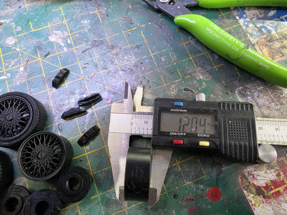 1/18 scale 18" FORD RS500 Wheels with Resin Tyres BRAKES
