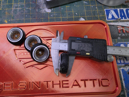 1/18 LOW RIDER RIMS with WHITEWALLS Pre-painted GOLD and CHROME