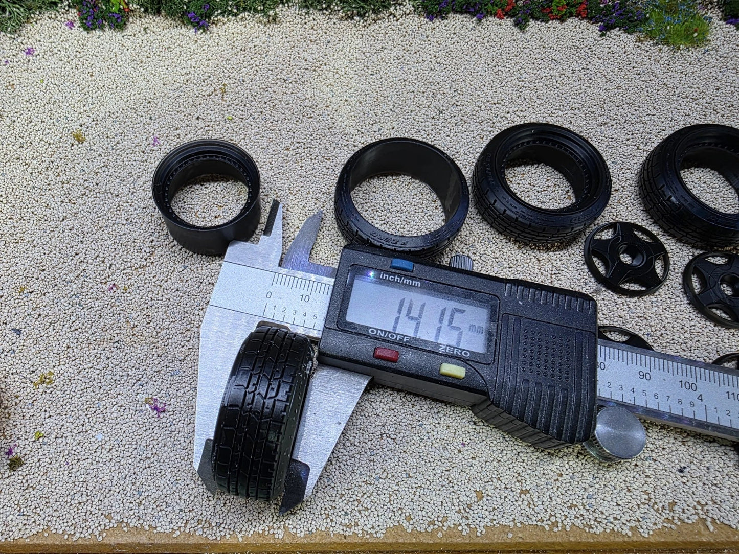1/18 scale 18" BBS RF with PIRELLI Stretched Tyres
