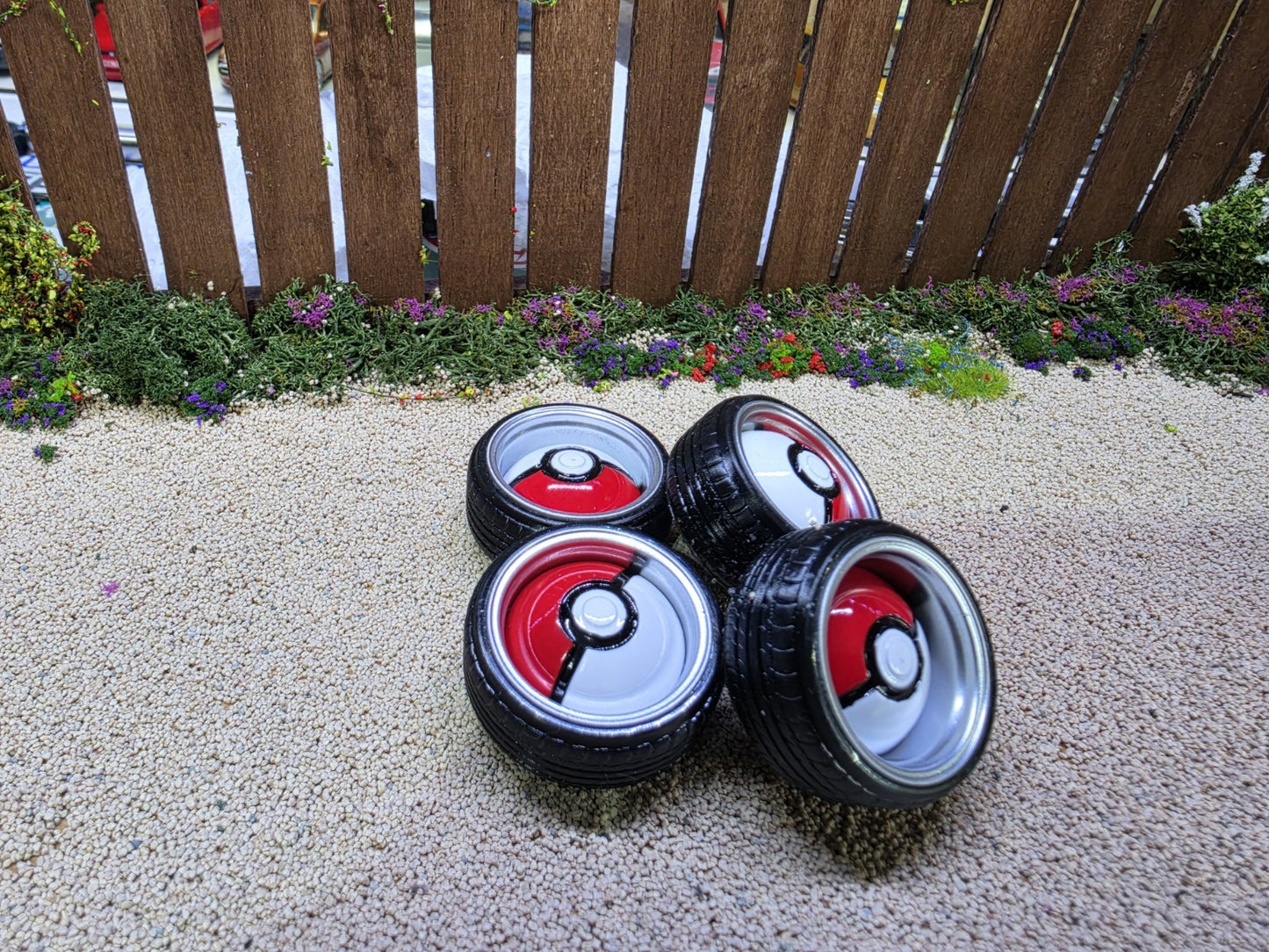 1/18 Scale Pokemon PokeBall 3d Printed Wheels & RUBBER Tyres Pre-painted