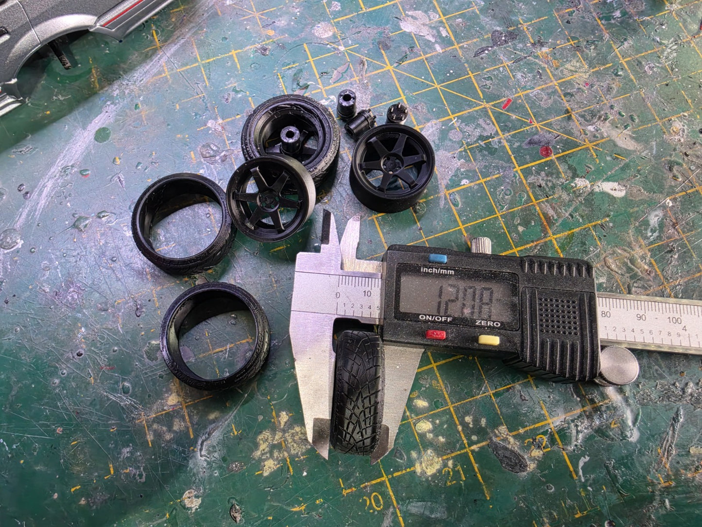 1/18 scale Japan Racing JR3 Wheels with Toyo RESIN Tyres & MCG OTTO HUBS