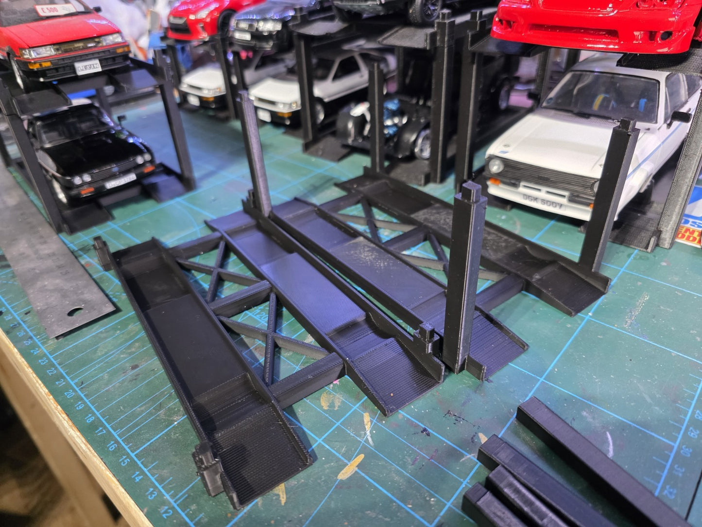 1/24 Scale Model Car Stacker 3 TEIR 3D PRINTED storage