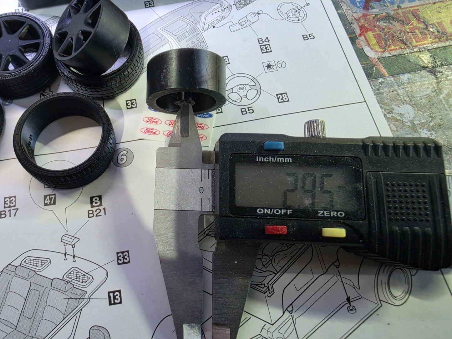 1/18 Scale Ford RS7 3d Printed Wheels & RESIN Tyres ONLY with Waterslide decals