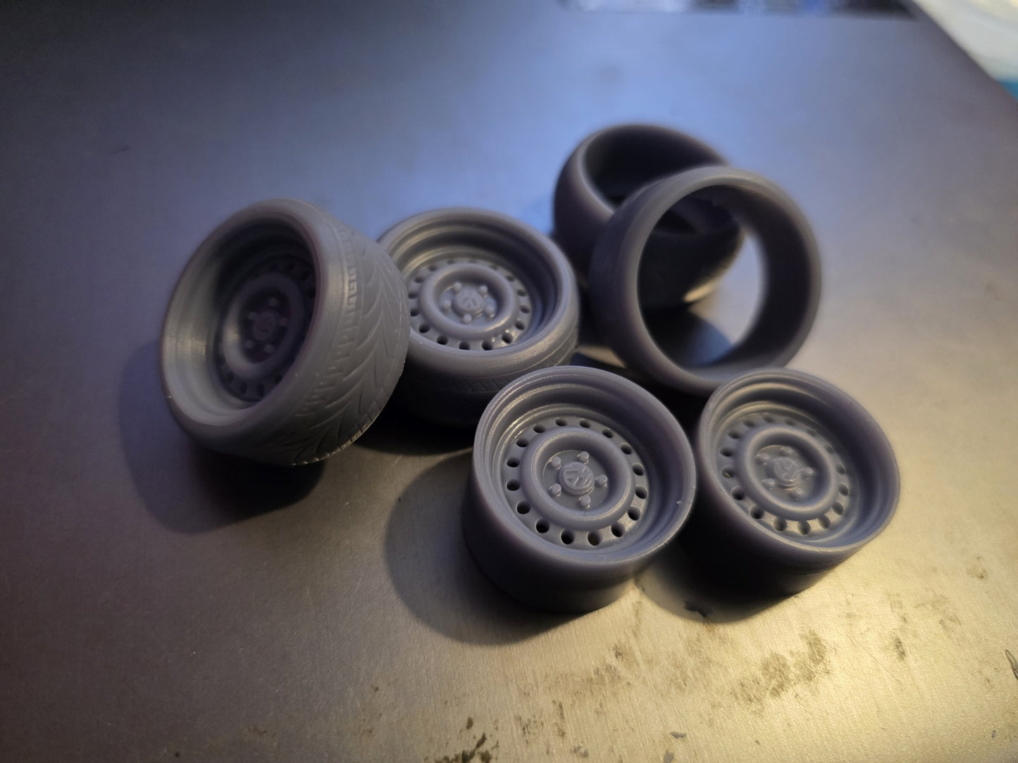 VW Banded Steels Staggered