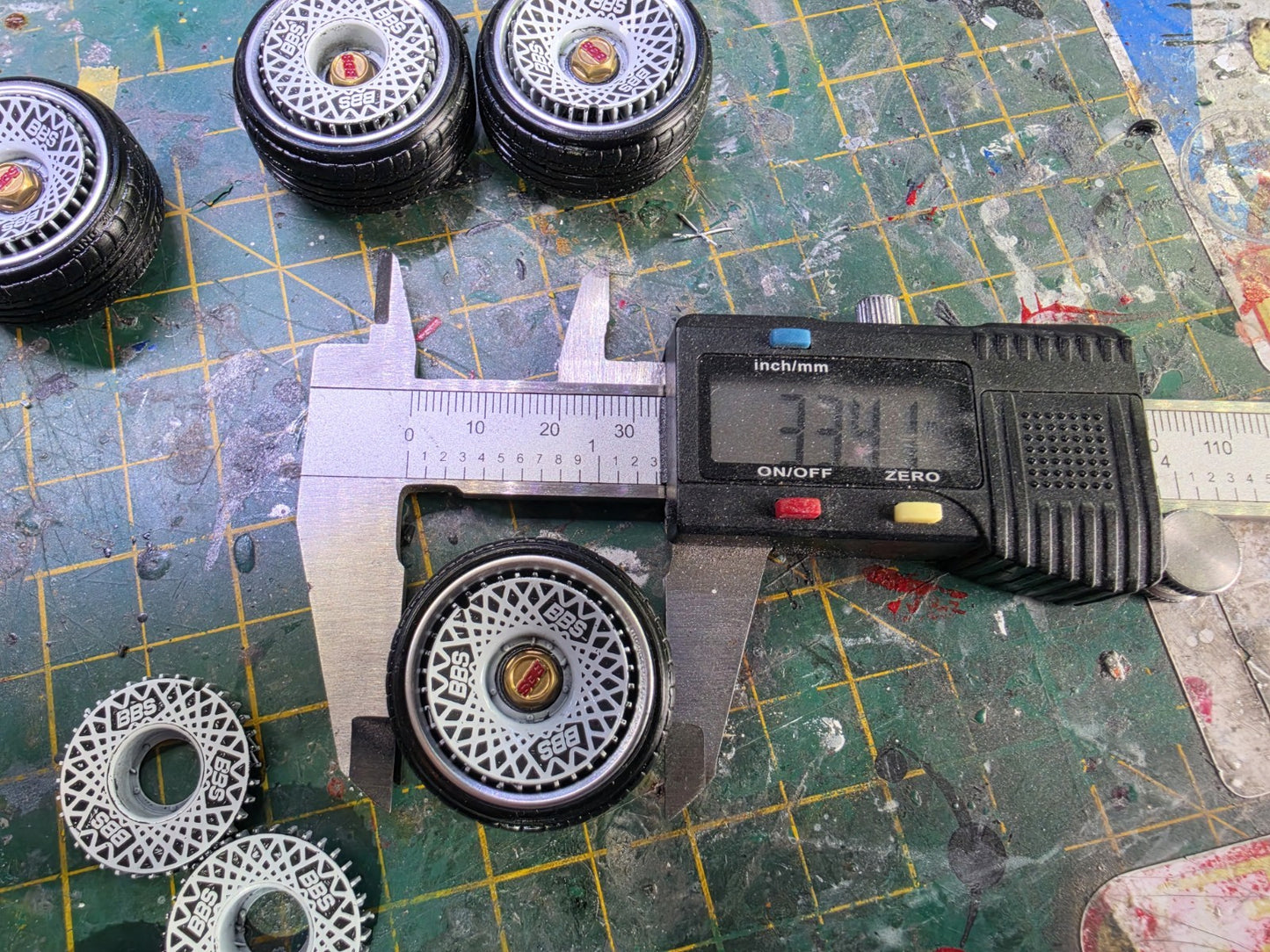 BBS E50 painted Set 1/18 Scale GREY with CHROME Barrels