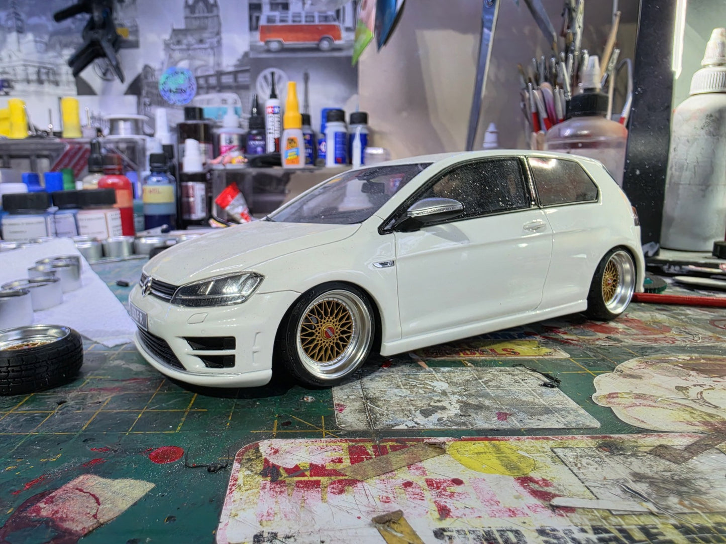 1/18 BBS RS Pre-painted Gold with Tyres RESIN DIECAST MODEL ***SALE ITEM***