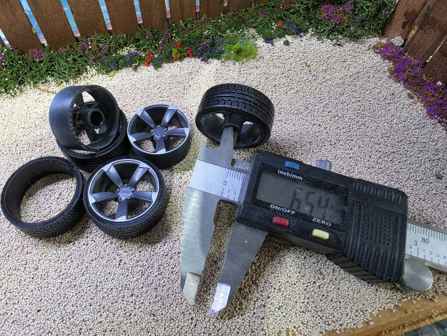 1/18 Scale Audi TTRS 3d Printed Wheels & Tyres ONLY Pre-painted