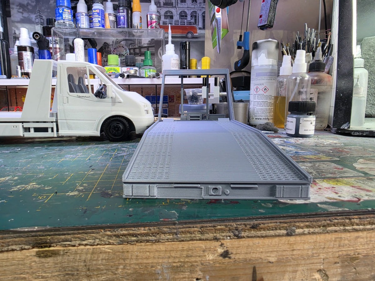 1/18 Scale Beavertail 3D PRINTED ford transit recovery bed ONLY Lorry Flat bed