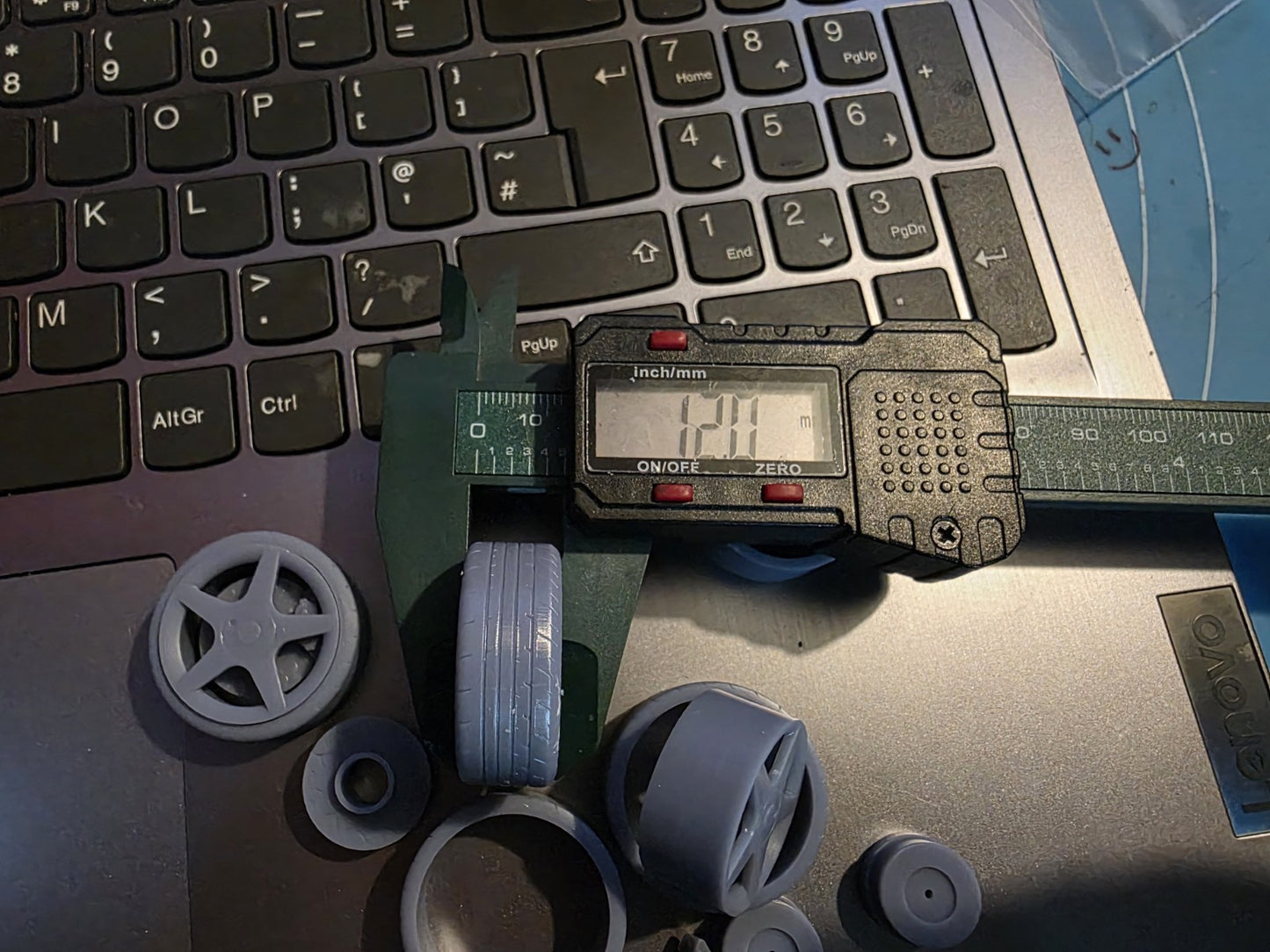 1/18 scale MIM RAFFINO