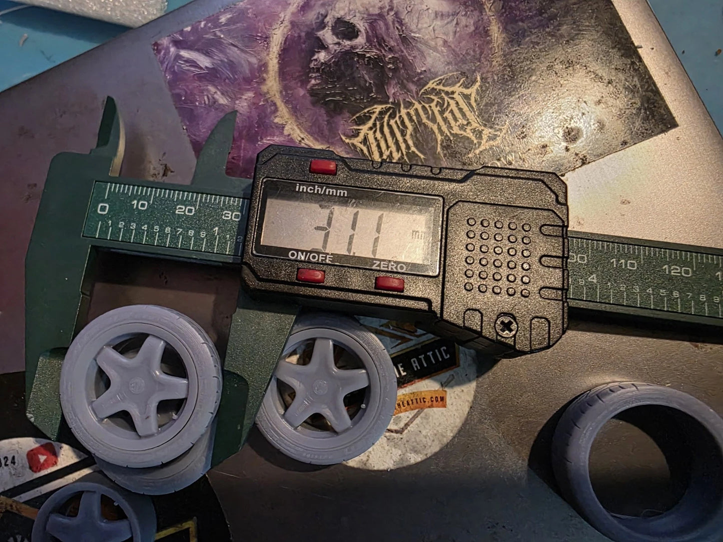 Alessio Speedlines with Vauxhall Badge