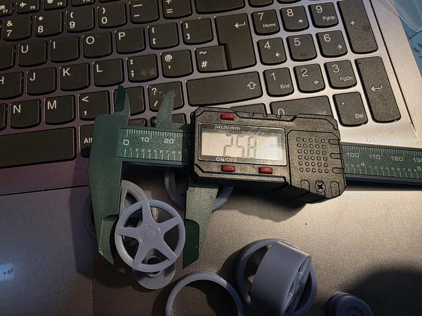 1/18 scale MIM RAFFINO