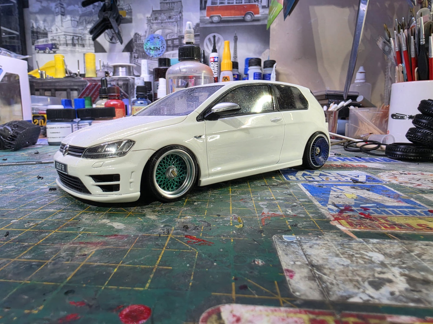 1/18 BBS E50 painted Set HARLEQUIN with CHROME Barrels