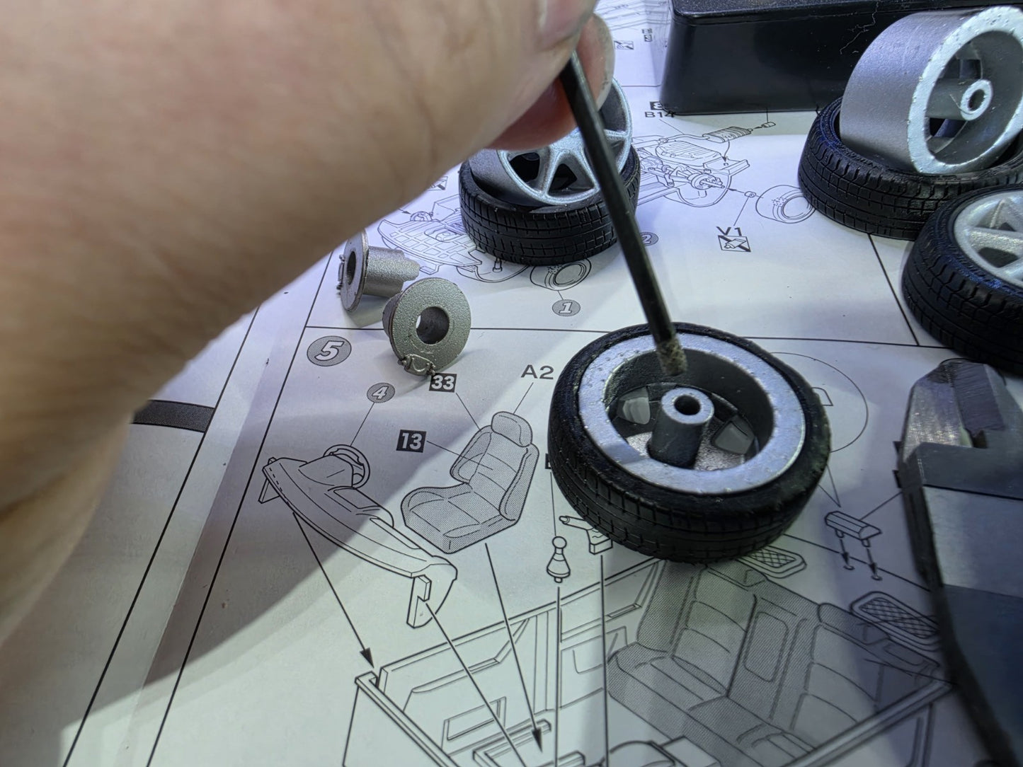 1/18 Scale Ford RS7 3d Printed Wheels & RESIN Tyres ONLY Pre-painted SILVER