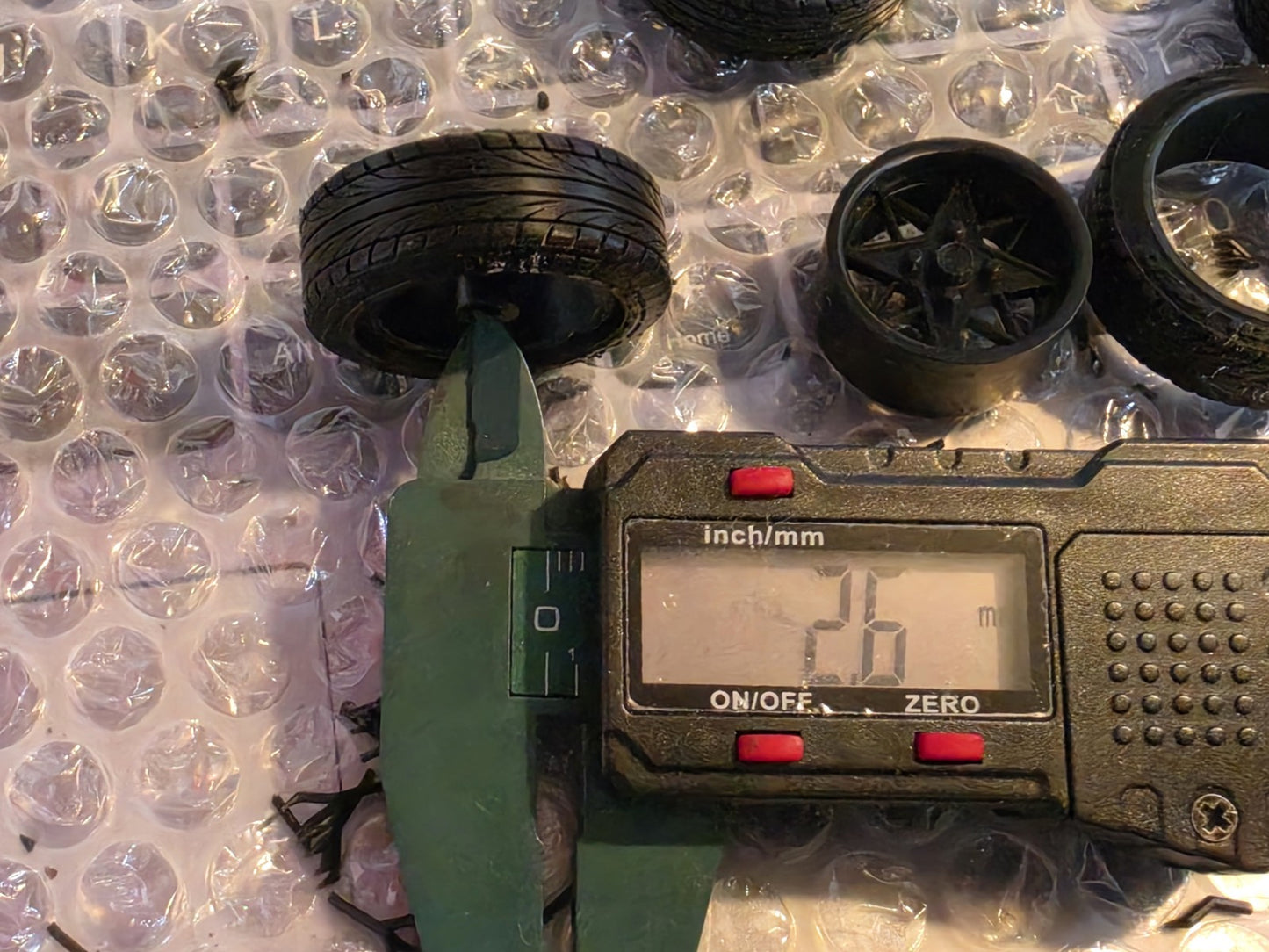1/18 Scale OS Formula ASTROMAGS