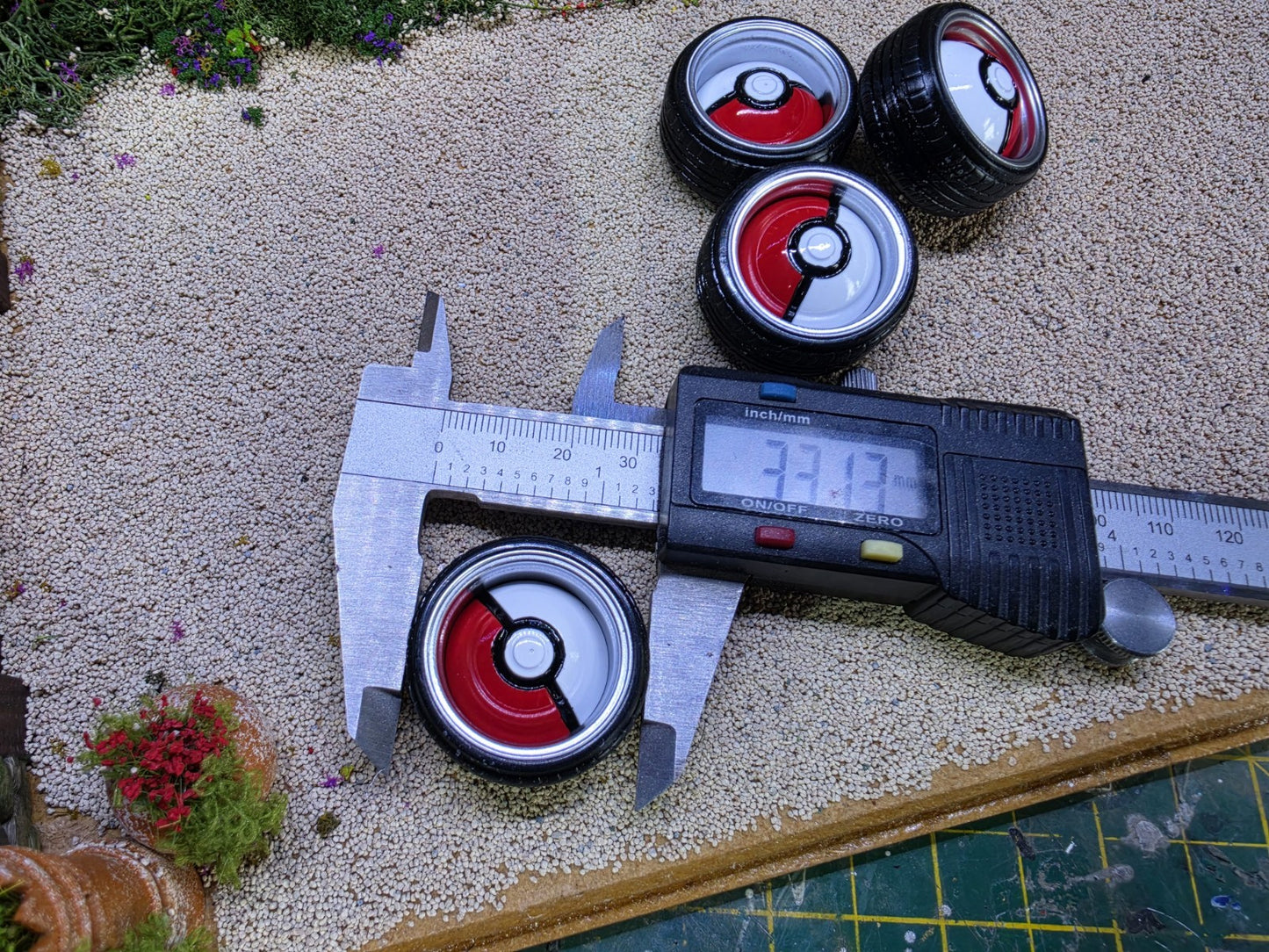 1/18 Scale Pokemon PokeBall 3d Printed Wheels & RUBBER Tyres Pre-painted