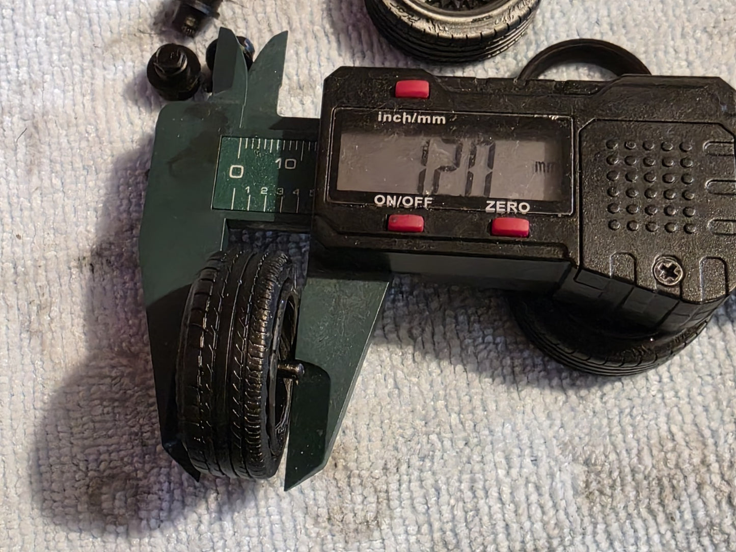 1/18 scale 16" BBS E50 & TurboFan Covers