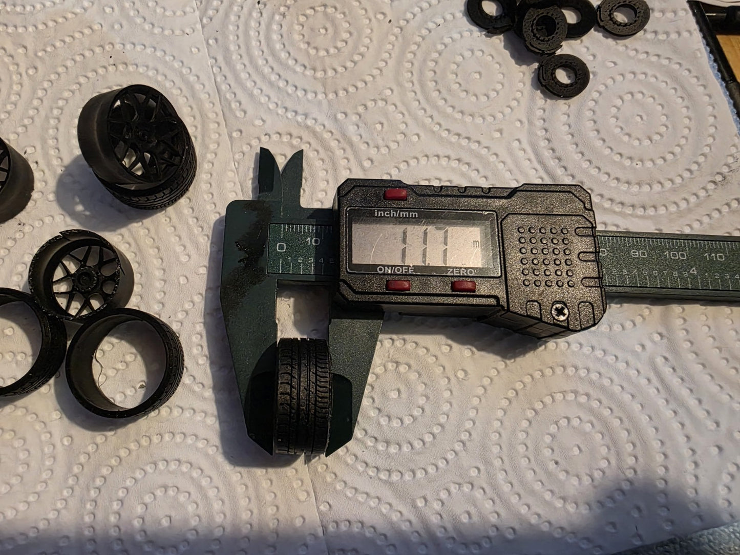 1/24 scale HRE FF01 (Free rears)