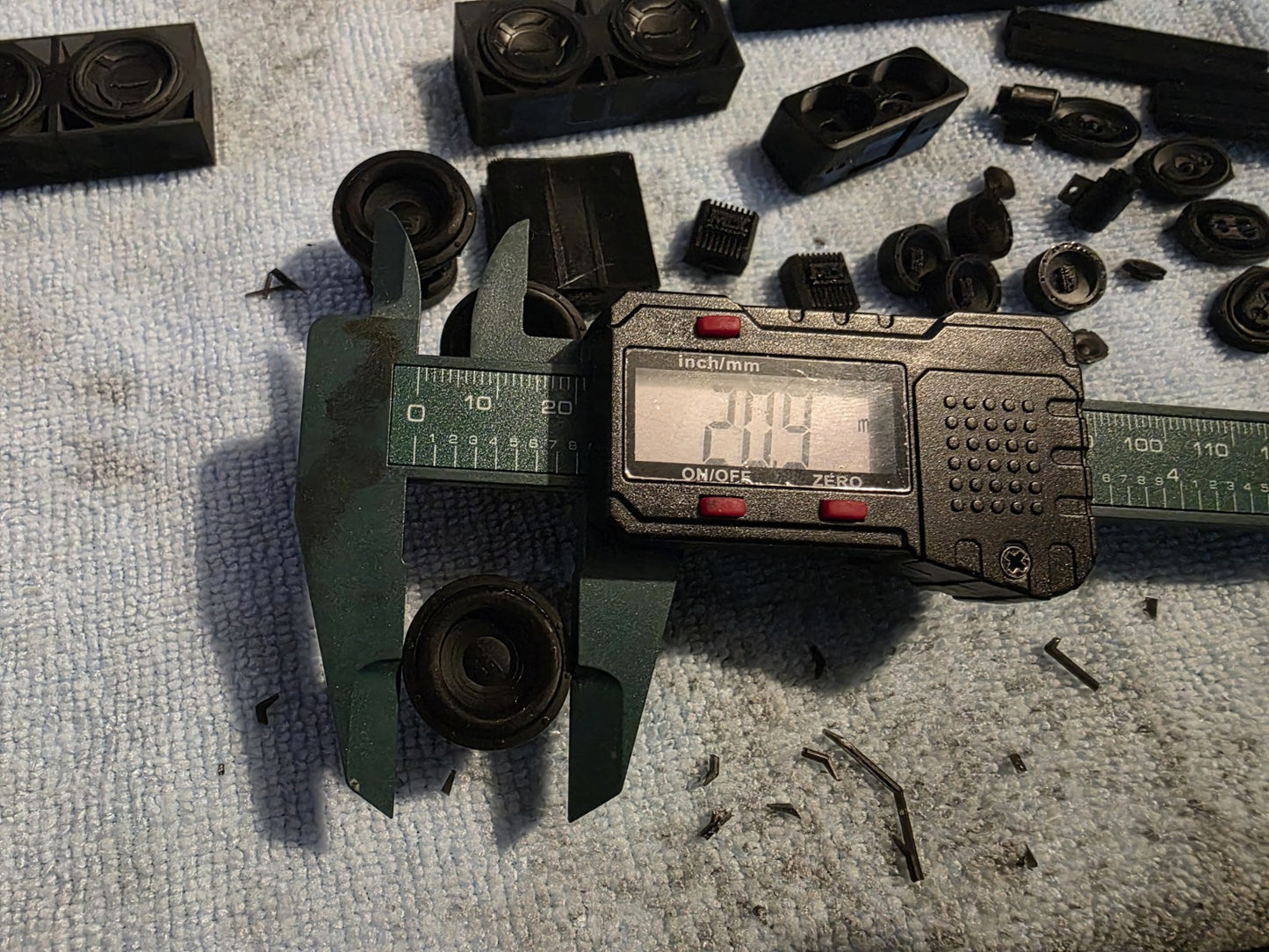 Audio-Subwoofer-Verstärker 6x9s im Maßstab 1/24