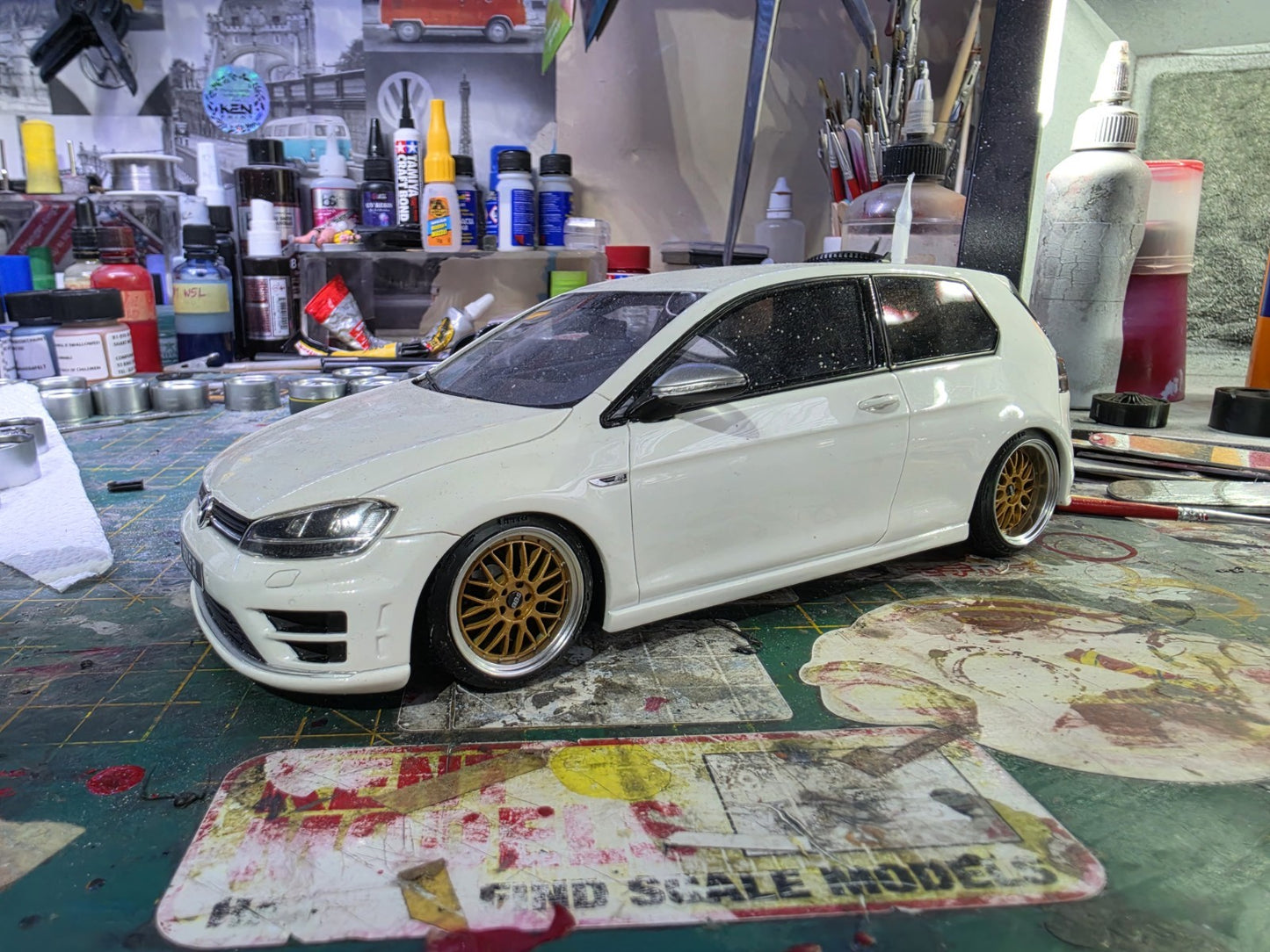 1/18 BBS LM Pre-painted Gold with Tyres RESIN DIECAST MODEL ***SALE ITEM***
