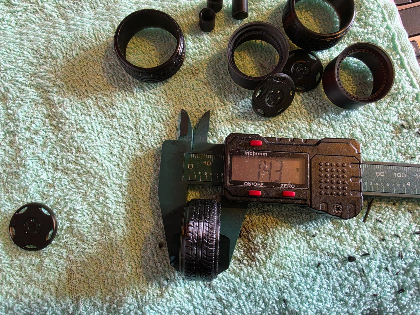 1/18 Scale 33mm OZ Breyton 3d Printed Wheels And Rubber Tyres