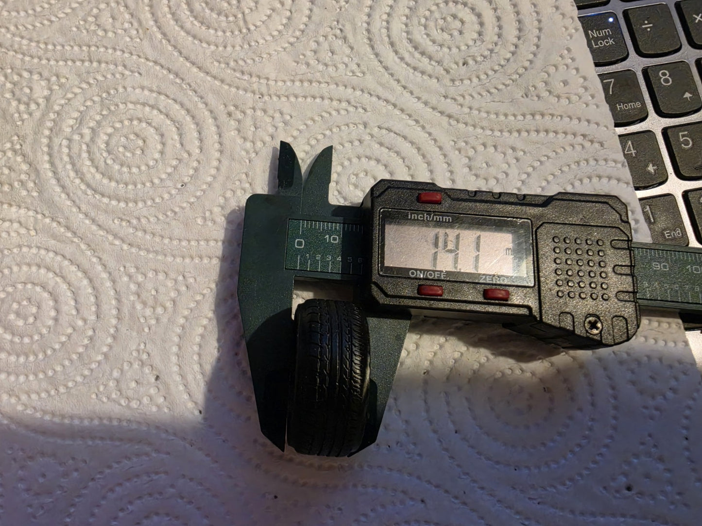 1/18 Scale Rotiform SIX