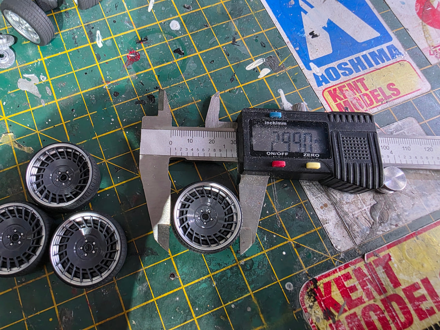 1/18 Rotiform CBU with Ultra Low Tyres