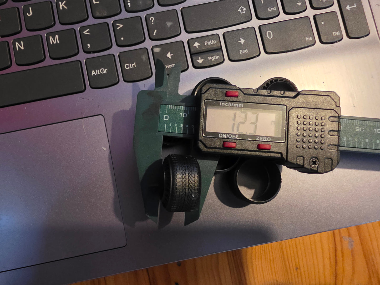 1/24 Messer Turbo Fans with LOW PROFILE stretched Tyres