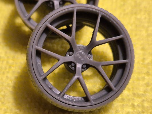 1/18 20" BBS FL alloys with Low profile tyres