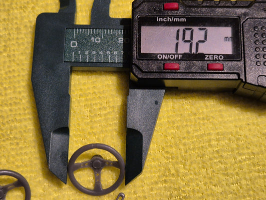 1/18 scale Steering wheel and Hydraulic handbrakes