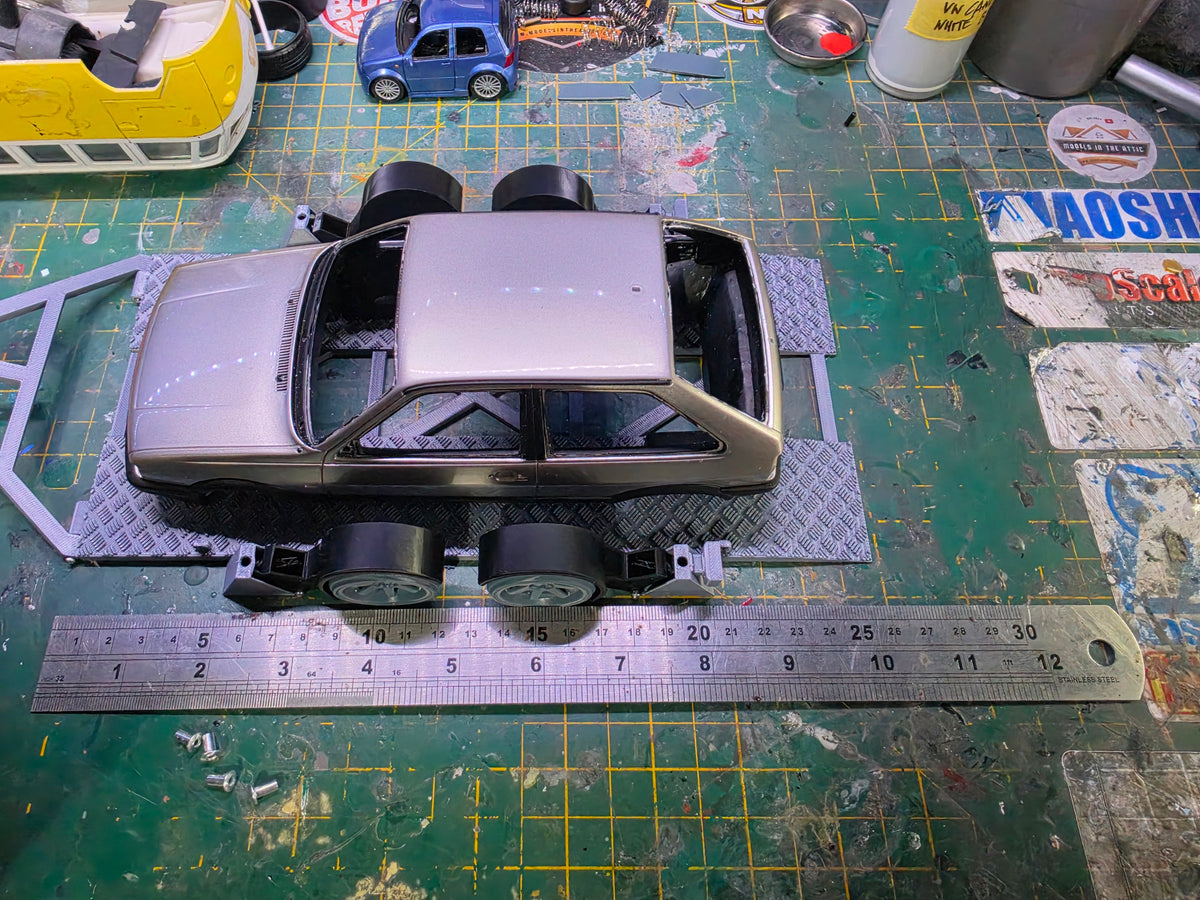 1/18 scale Functioning Lowered Transporter Trailer Kit
