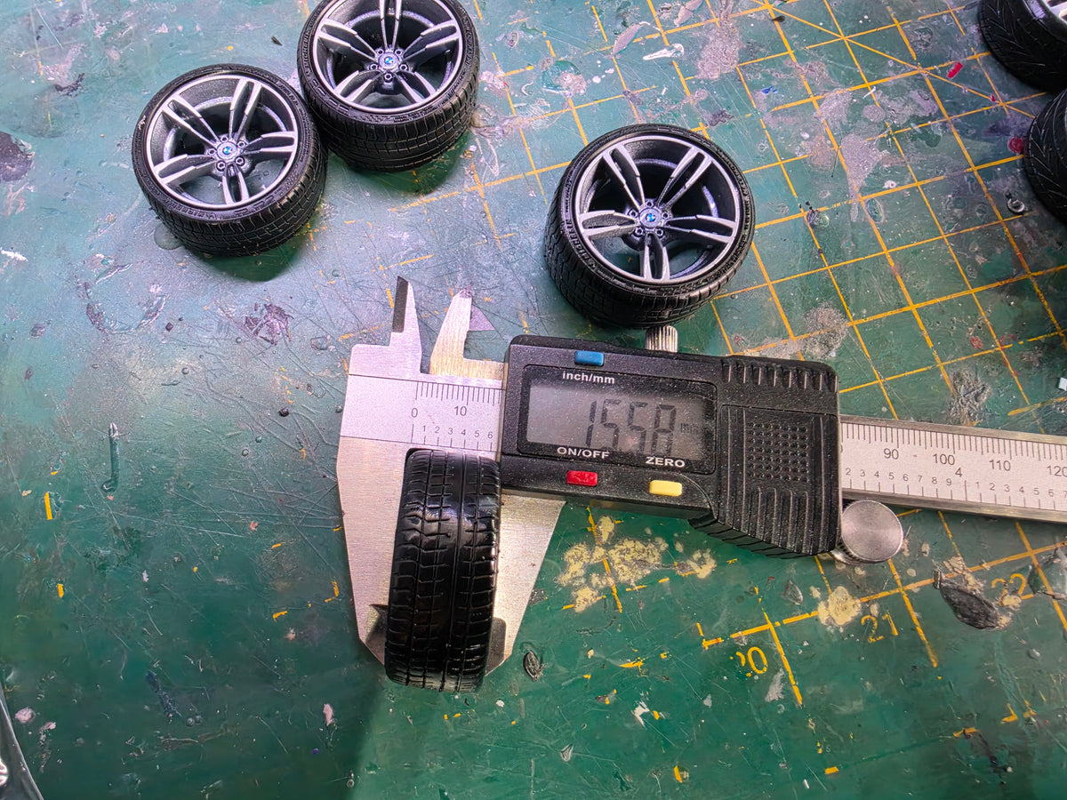 1/18 BMW 437M with Michelin Tyres Pre-painted